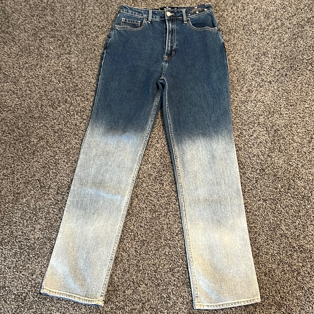 Hollister Ultra High-Rise Stacked Vintage Straight Size 26 NWT
